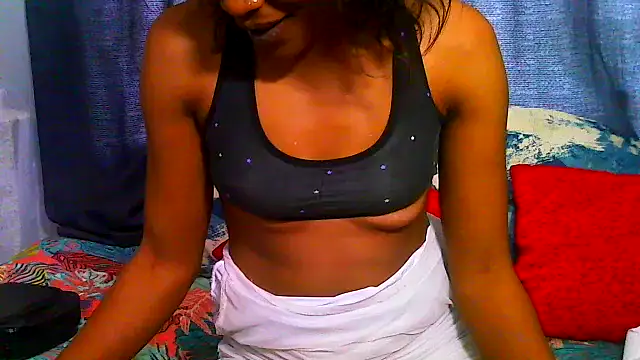 Snapshot of freaky_naughty chatting on 18, 1, 2025 freaky naughty online show from 18, 1, 2025