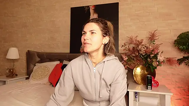 FeliciaKrige online show from 3, 5, 2026