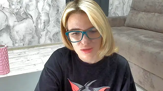 Snapshot of succubus chatting on 28, 4, 2026 succubus online show from 28, 4, 2026
