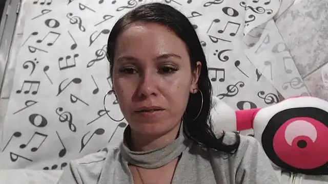 Snapshot of Venusluxodomme chatting on 2, 12, 2024 Venusluxodomme online show from 2, 12, 2024