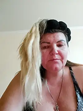 Snapshot of VeronikaBless chatting on 16, 9, 2025 VeronikaBless online show from 16, 9, 2025