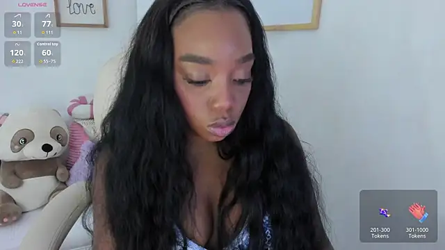 Snapshot of zobe_love chatting on 3, 6, 2026 zobe love online show from 3, 6, 2026
