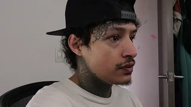 Snapshot of trieone chatting on 13, 9, 2025 trieone online show from 13, 9, 2025