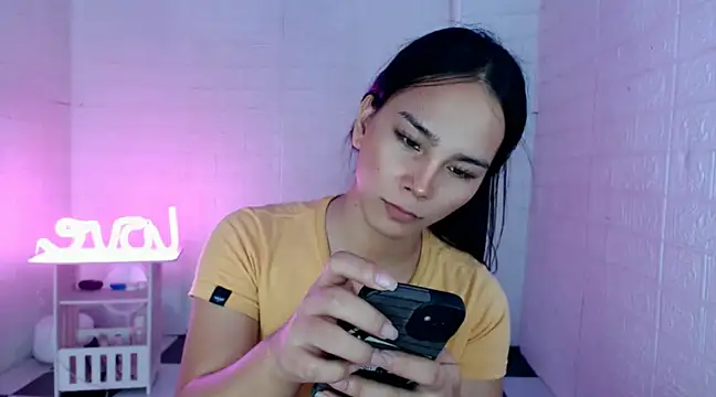 Snapshot of urnaughtydolly69 chatting on 5, 2, 2025 urnaughtydolly69 online show from 5, 2, 2025