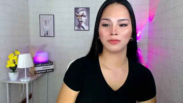 Snapshot of urnaughtydolly69 chatting on 14, 9, 2025 urnaughtydolly69 online show from 14, 9, 2025