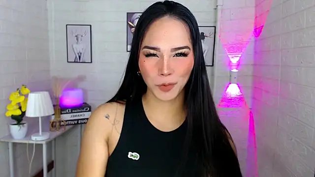 Snapshot of urnaughtydolly69 chatting on 17, 9, 2025 urnaughtydolly69 online show from 17, 9, 2025