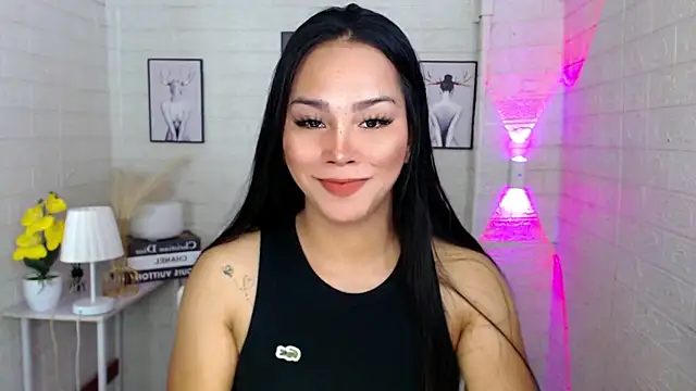 Snapshot of urnaughtydolly69 chatting on 3, 10, 2025 urnaughtydolly69 online show from 3, 10, 2025