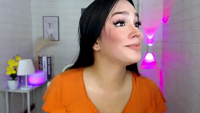 Snapshot of urnaughtydolly69 chatting on 20, 10, 2025 urnaughtydolly69 online show from 20, 10, 2025