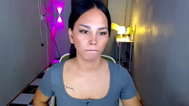 urnaughtydolly69 online show from 7, 5, 2026