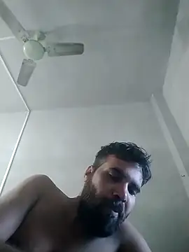 Snapshot of Dogol1990 chatting on 5, 10, 2025 Dogol1990 online show from 5, 10, 2025