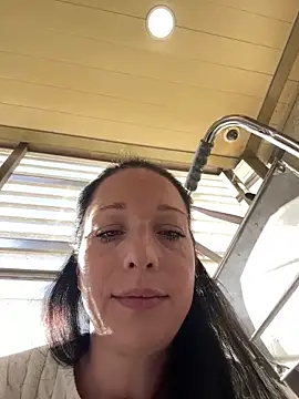 Snapshot of Viola_Beck chatting on 7, 1, 2025 Viola Beck online show from 7, 1, 2025