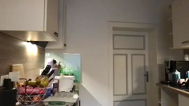 Viola Beck online show from 14, 11, 2025