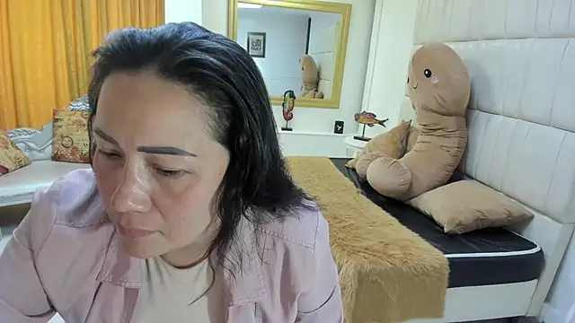 Snapshot of gaby_trent chatting on 13, 9, 2025 gaby trent online show from 13, 9, 2025