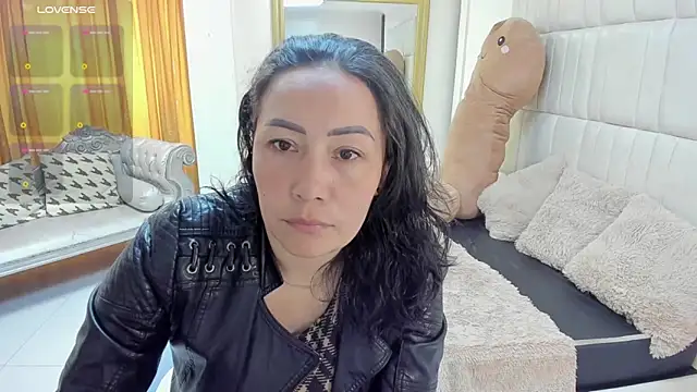 Snapshot of gaby_trent chatting on 6, 1, 2026 gaby trent online show from 6, 1, 2026