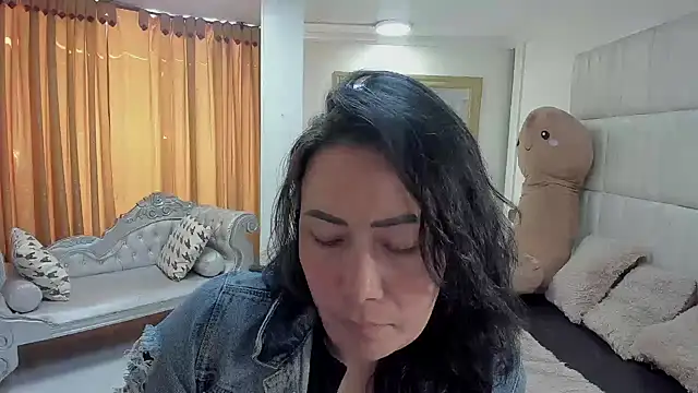 gaby trent online show from 10, 2, 2026