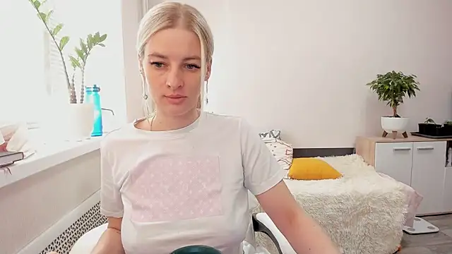 Snapshot of HILT_ON chatting on 22, 3, 2025 HILT ON online show from 22, 3, 2025