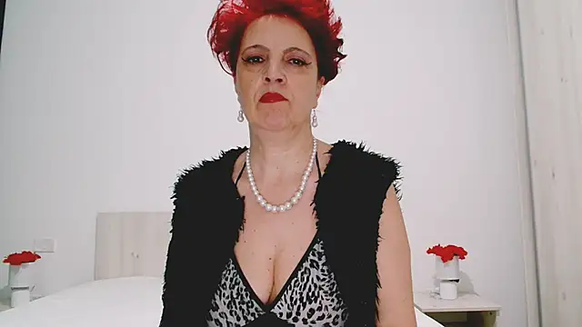 Snapshot of MilfSupreme chatting on 7, 12, 2024 MilfSupreme online show from 7, 12, 2024