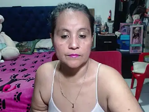Snapshot of pervert_mommy_ chatting on 17, 2, 2025 pervert mommy  online show from 17, 2, 2025