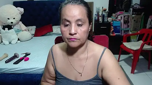 Snapshot of pervert_mommy_ chatting on 1, 3, 2025 pervert mommy  online show from 1, 3, 2025