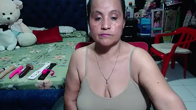 Snapshot of pervert_mommy_ chatting on 12, 3, 2025 pervert mommy  online show from 12, 3, 2025