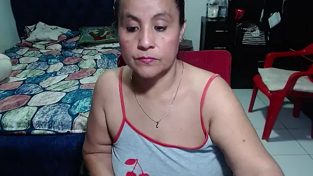 Snapshot of pervert_mommy_ chatting on 20, 3, 2025 pervert mommy  online show from 20, 3, 2025