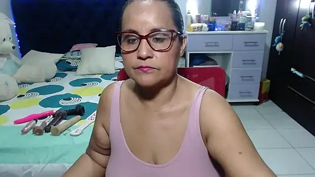 pervert mommy  online show from 3, 3, 2026