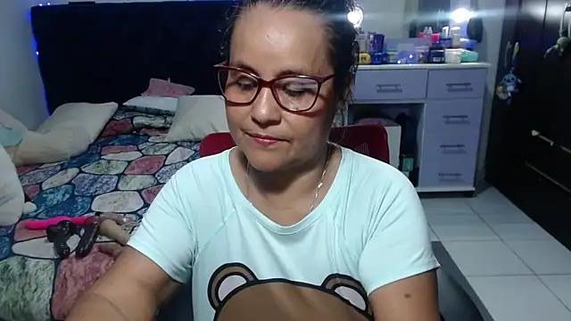 pervert mommy  online show from 9, 5, 2026