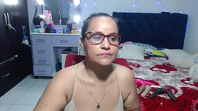 pervert mommy  online show from 21, 5, 2026