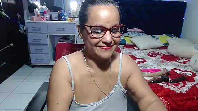 pervert mommy  online show from 27, 5, 2026