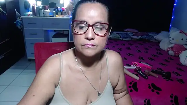 pervert mommy  online show from 2, 7, 2026