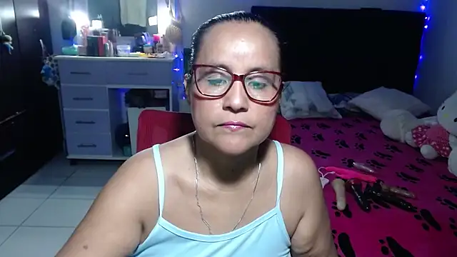 pervert mommy  online show from 6, 7, 2026