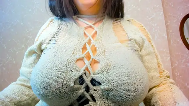 Snapshot of AyaMoon chatting on 28, 2, 2025 AyaMoon online show from 28, 2, 2025
