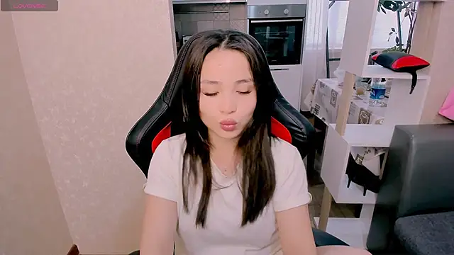 Snapshot of AyaMoon chatting on 22, 10, 2025 AyaMoon online show from 22, 10, 2025
