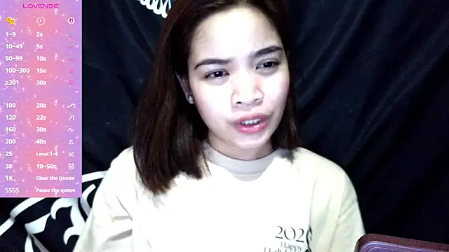 Snapshot of _preciousmoira_ chatting on 6, 5, 2026 preciousmoira online show from 6, 5, 2026