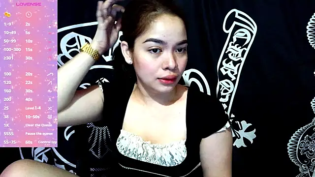 Snapshot of _preciousmoira_ chatting on 13, 5, 2026 preciousmoira online show from 13, 5, 2026