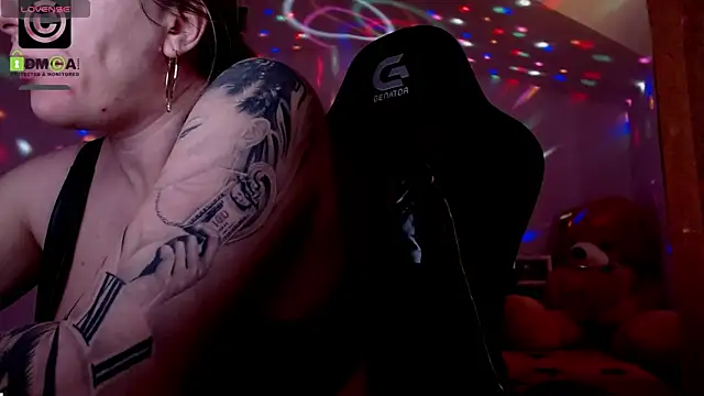 SonyaDevon online show from 10, 1, 2025