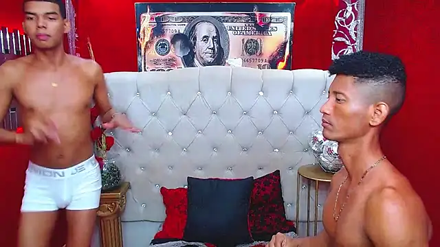 PEINBOYS online show from 13, 12, 2024