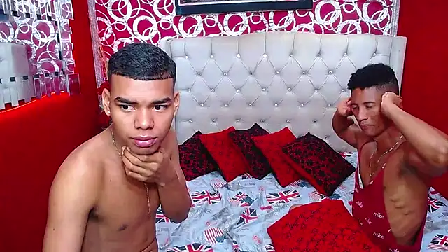 Snapshot of PEINBOYS chatting on 20, 1, 2025 PEINBOYS online show from 20, 1, 2025