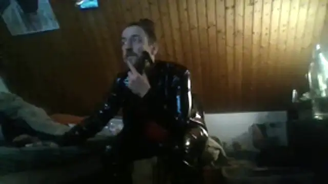 Snapshot of Genius1606 chatting on 14, 12, 2025 Genius1606 online show from 14, 12, 2025