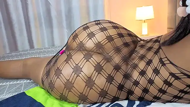 yourgoodcalmebonygirl online show from 4, 4, 2026