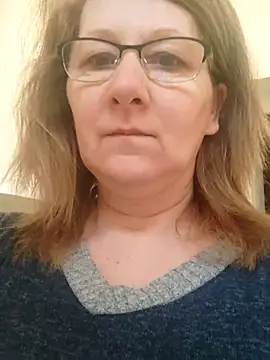 Snapshot of Elza01 chatting on 18, 2, 2025 Elza01 online show from 18, 2, 2025