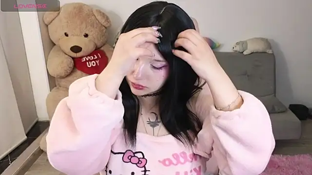 KuroChan420 online show from 28, 5, 2026