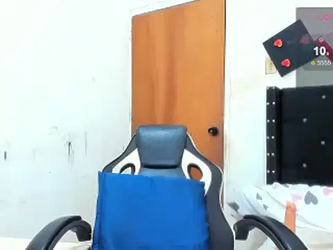 ebonnylatinx online show from 8, 2, 2025