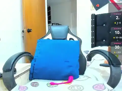 ebonnylatinx online show from 5, 3, 2025