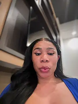 Snapshot of Belle___ chatting on 29, 12, 2024 Belle online show from 29, 12, 2024