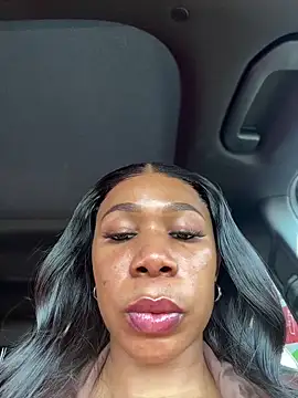 Snapshot of Belle___ chatting on 20, 9, 2025 Belle online show from 20, 9, 2025