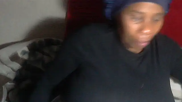 Snapshot of Choco-Coco10 chatting on 5, 10, 2025 Choco-Coco10 online show from 5, 10, 2025