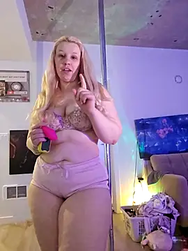 Snapshot of NikiFm chatting on 22, 12, 2025 NikiFm online show from 22, 12, 2025