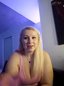 Snapshot of NikiFm chatting on 13, 2, 2026 NikiFm online show from 13, 2, 2026