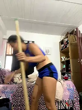 Snapshot of AlondraDiossa03 chatting on 31, 10, 2025 AlondraDiossa03 online show from 31, 10, 2025